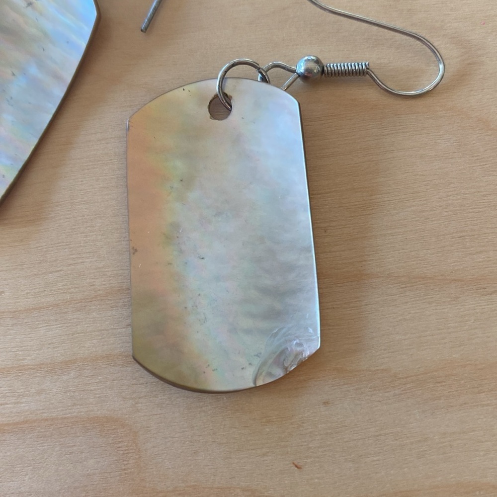 Shell Earrings - Picture 6 of 7